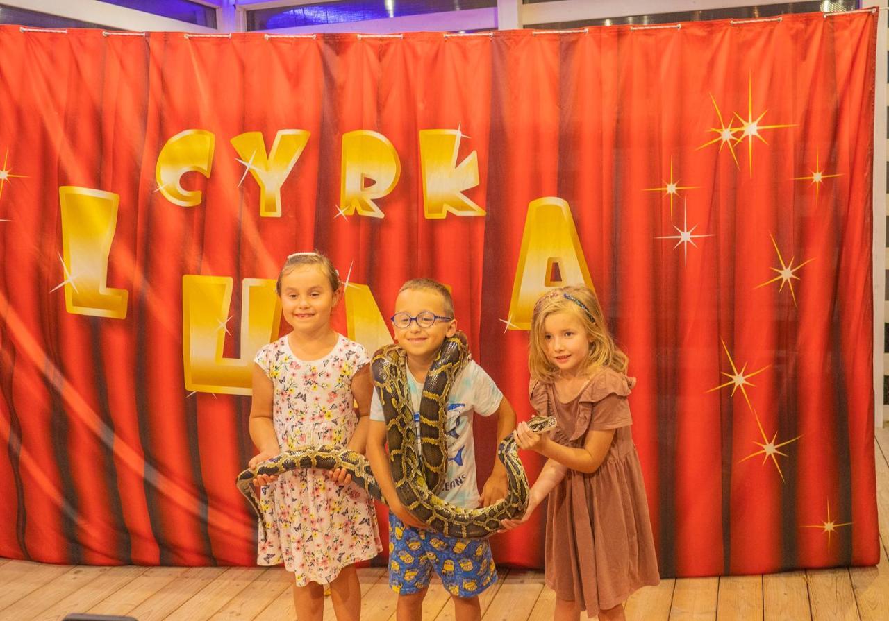 Morska Przystan Darlowko Kültér fotó